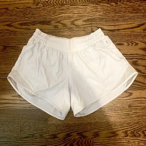 Lululemon Hotty Hot shorts